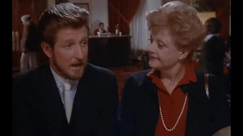 Кадры из сериала Она написала убийство (1984)