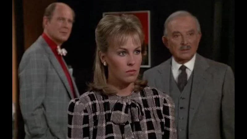 Кадры из сериала Она написала убийство (1984)